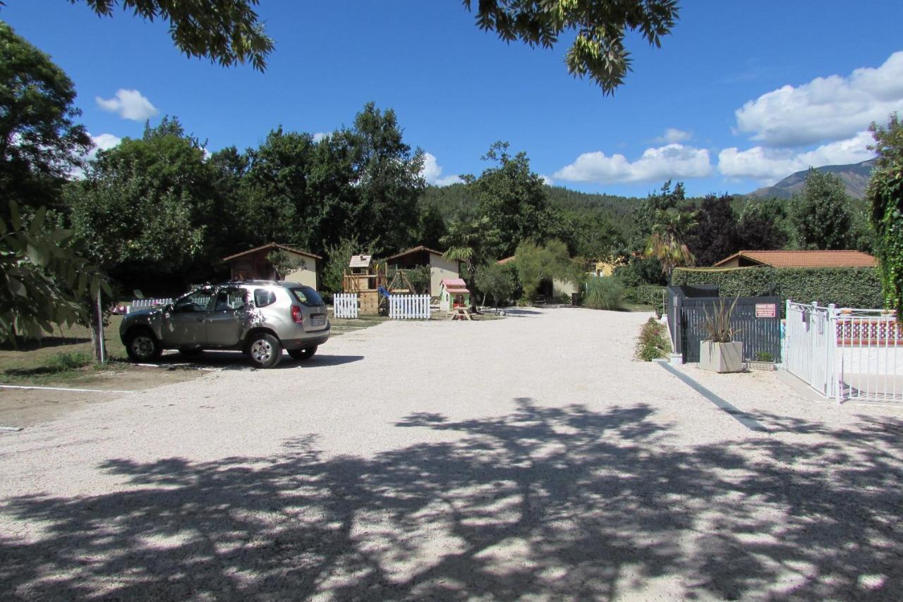 Les Chalets Du Verger Des Ascarines Corneilla-de-Conflent Екстер'єр фото